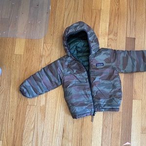 Patagonia Down Sweater Reversible Jacket camo 3T